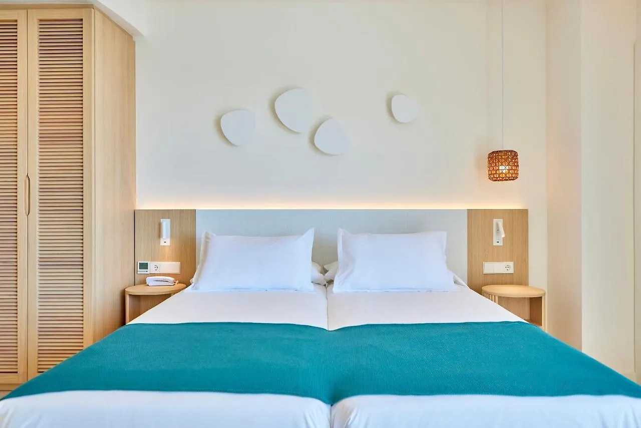 Universal Hotel Aquamarin Sant Elm