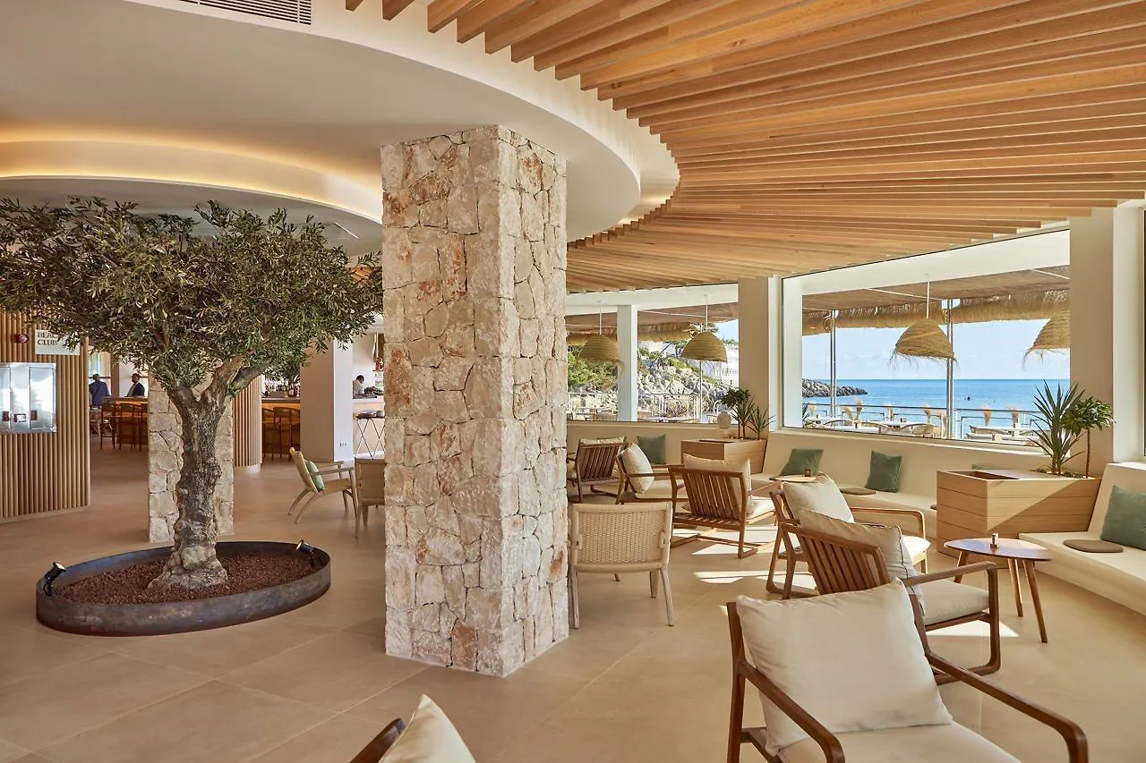 Universal Hotel Aquamarin Sant Elm