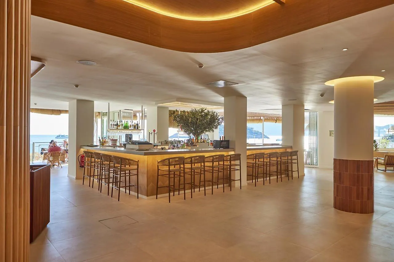 Universal Hotel Aquamarin Sant Elm