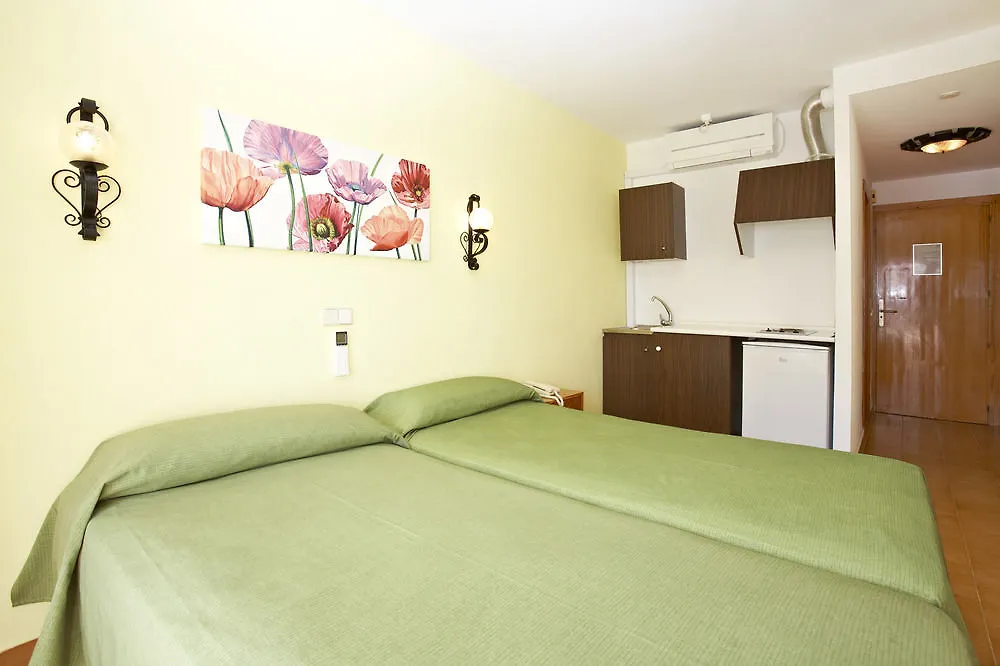 Universal Hotel Aquamarin Sant Elm